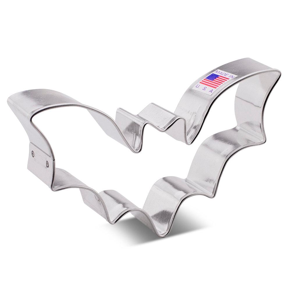 A Ann Clark Halloween bat cookie cutter. Made from tin plate steel 4.9"