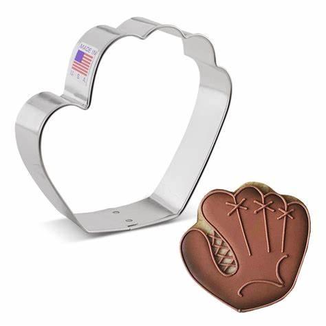 Baseball Glove Cookie Cutter - Designer Cookies ™ STUDIO